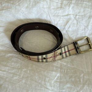 Burberry belt
